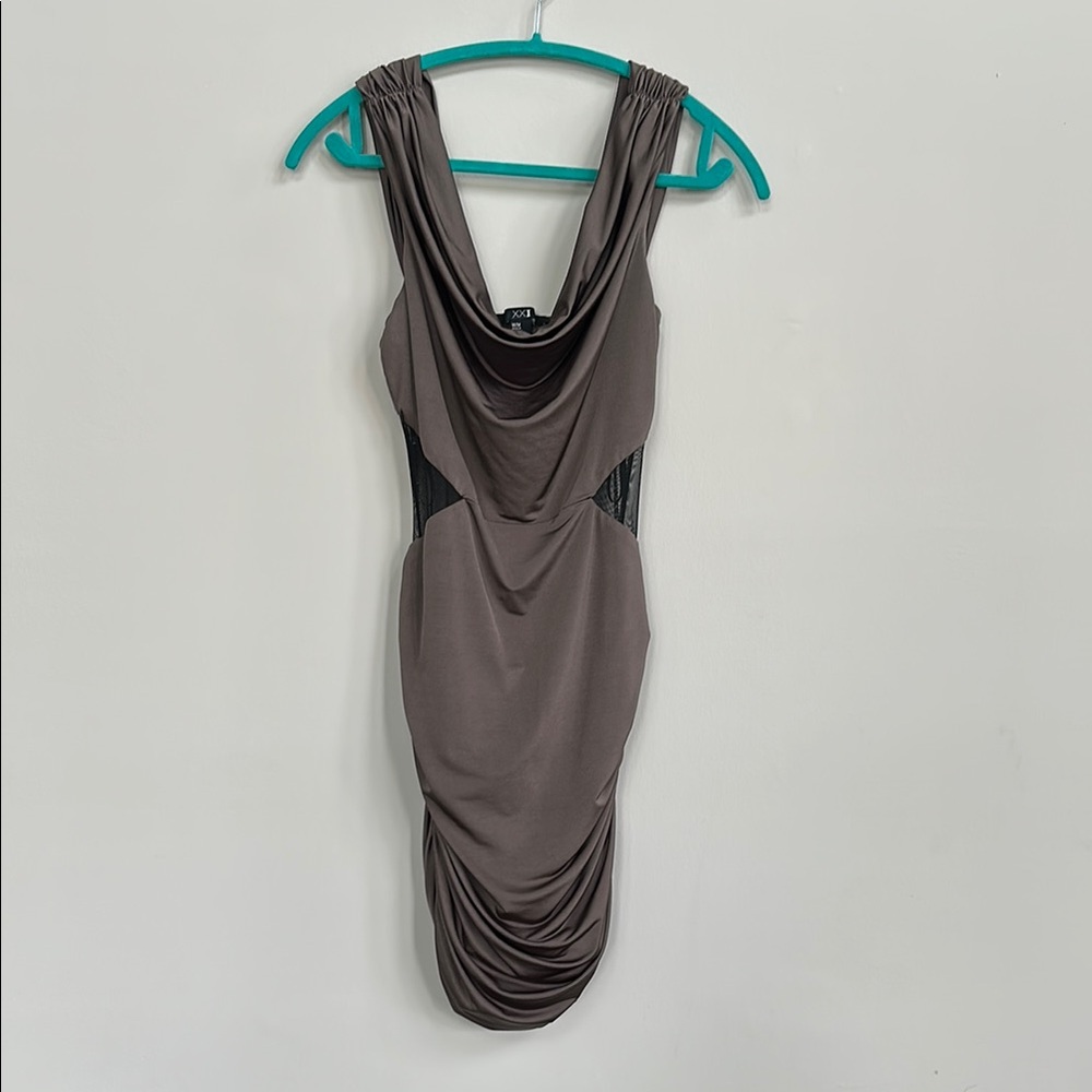Elegant Gray Sleeveless Dress